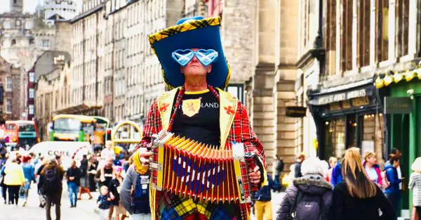 A costumed street performer during Edinburgh’s festival season