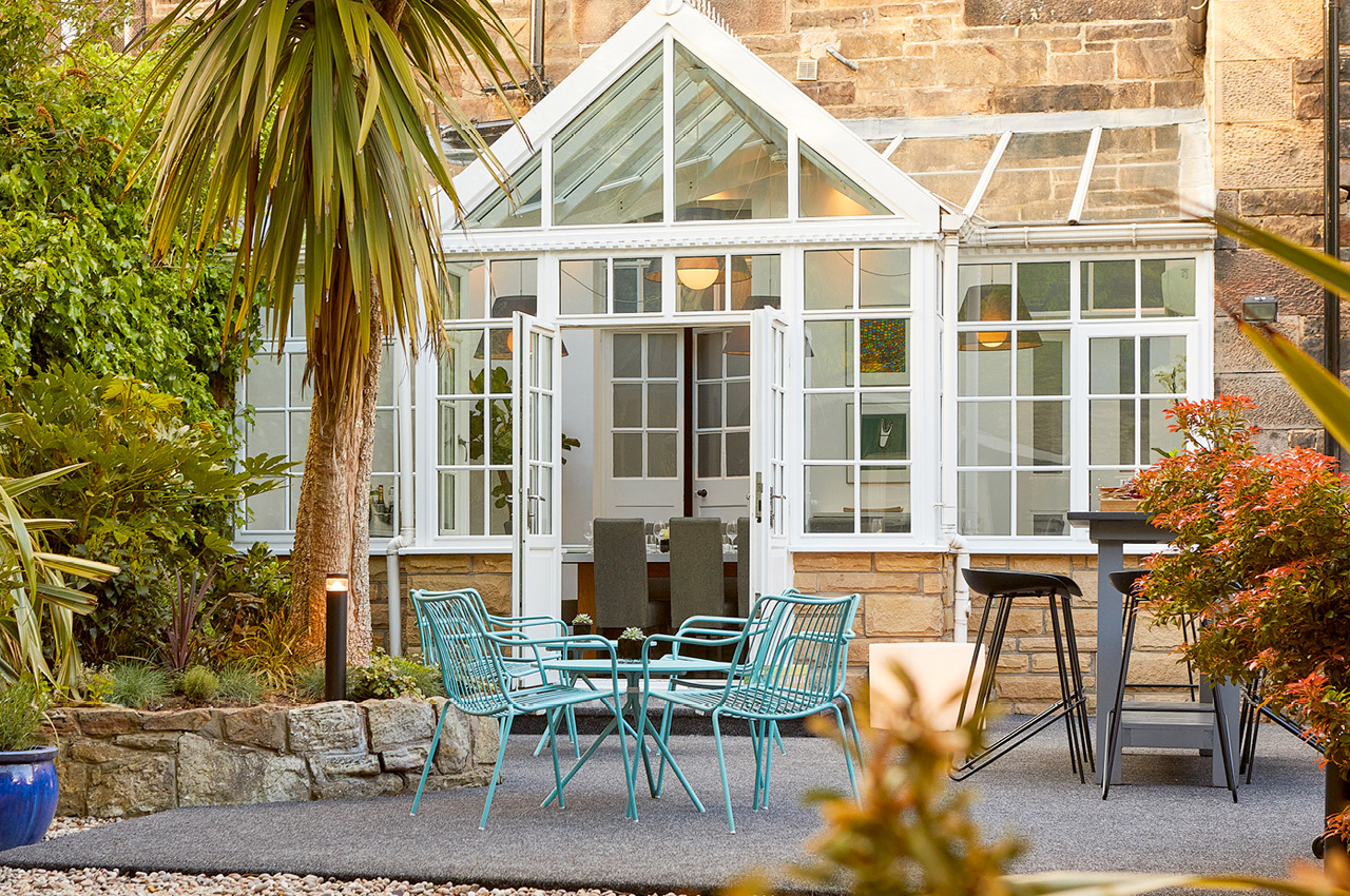 Garden conservatory at 94DR